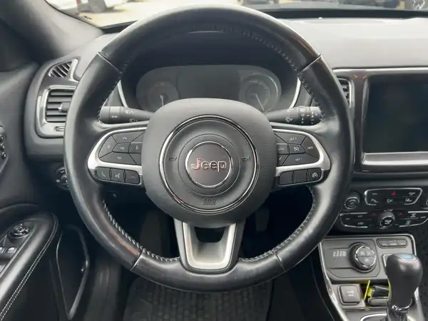 JEEP COMPASS (9/15)