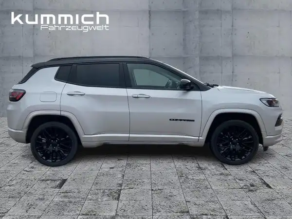 JEEP COMPASS (3/15)