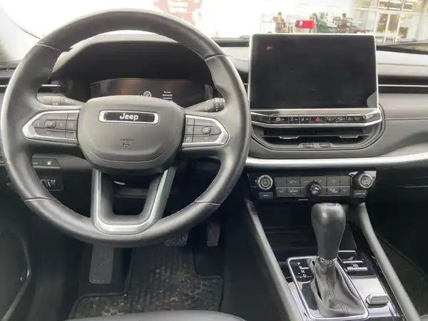JEEP COMPASS (8/15)