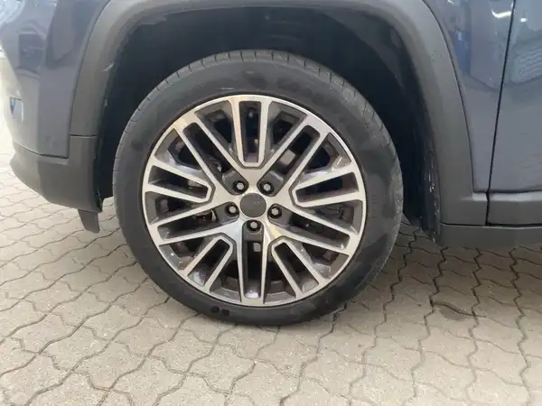 JEEP COMPASS LIMITED (7/15)