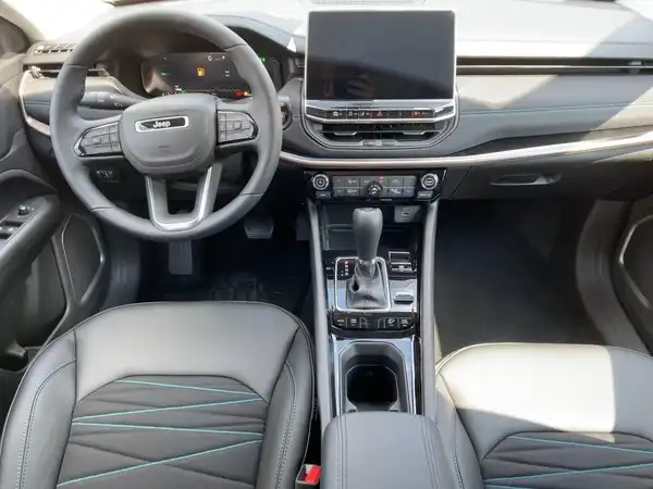 JEEP COMPASS (8/15)