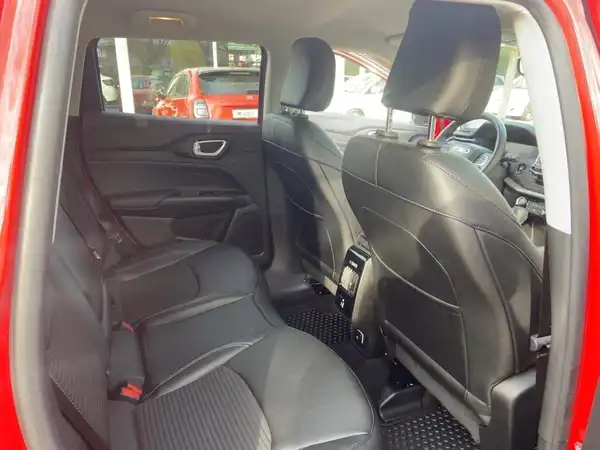 JEEP COMPASS LIMITED (12/15)