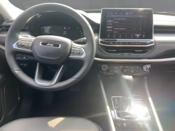 JEEP COMPASS (8/15)