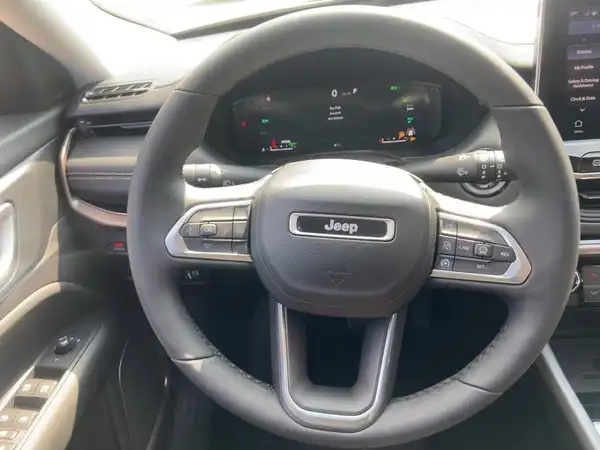 JEEP COMPASS (9/15)