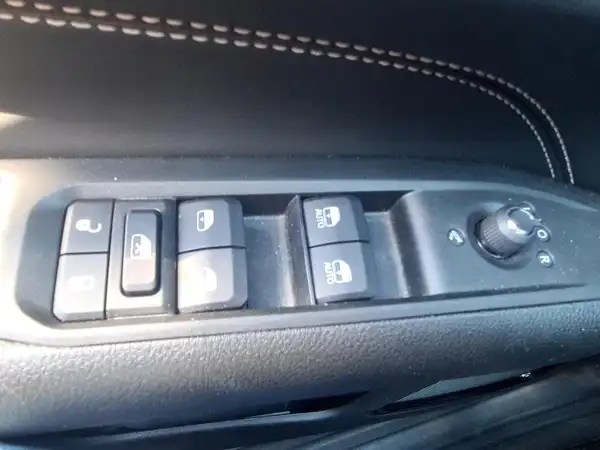 JEEP COMPASS LIMITED (14/15)