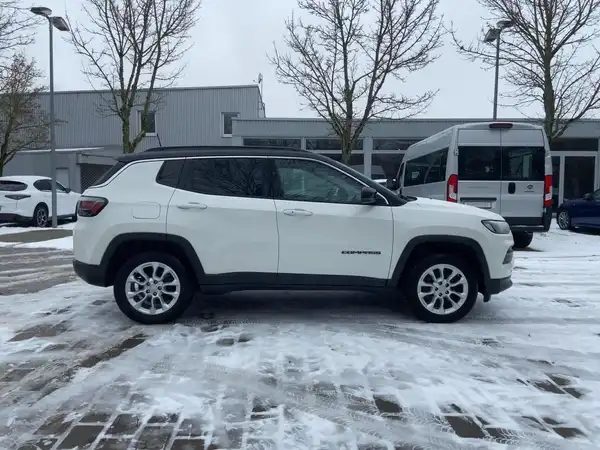 JEEP COMPASS LIMITED (3/15)
