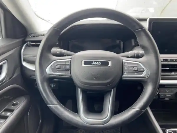 JEEP COMPASS LIMITED (9/15)