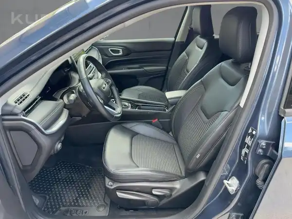 JEEP COMPASS LIMITED (9/15)