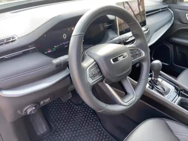 JEEP COMPASS (9/15)