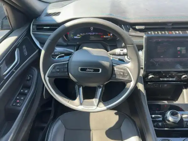 JEEP GRAND CHEROKEE (9/15)