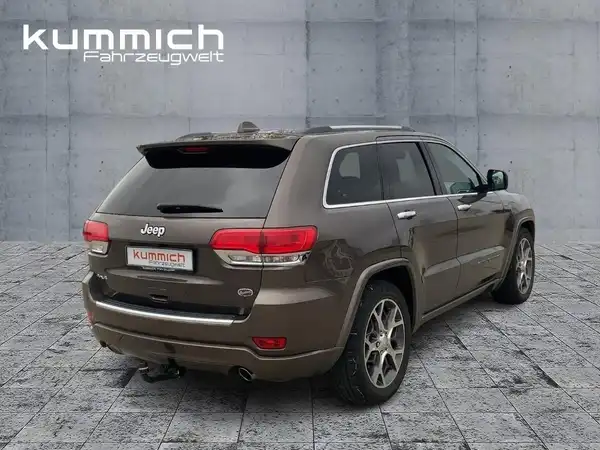 JEEP GRAND CHEROKEE OVERLAND (4/15)