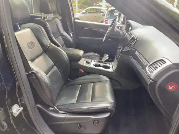 JEEP GRAND CHEROKEE OVERLAND (11/15)