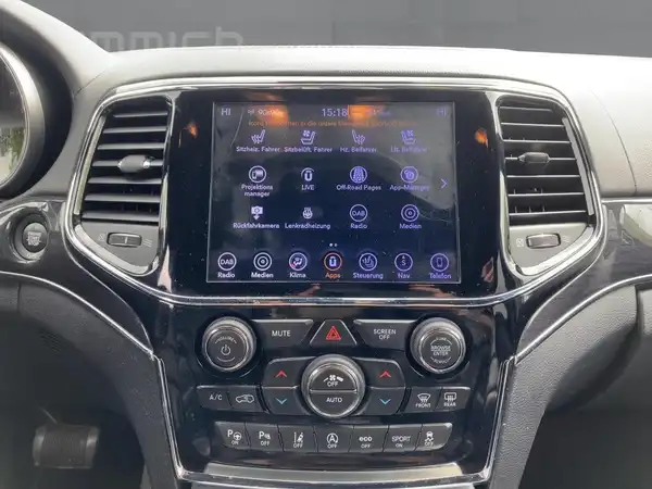 JEEP GRAND CHEROKEE OVERLAND (10/15)