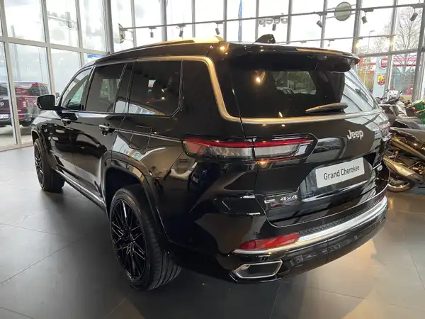 JEEP GRAND CHEROKEE SUMMIT (6/14)