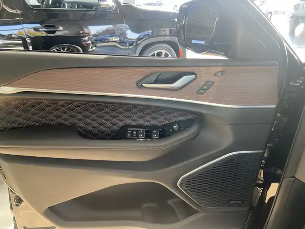 JEEP GRAND CHEROKEE SUMMIT (10/14)