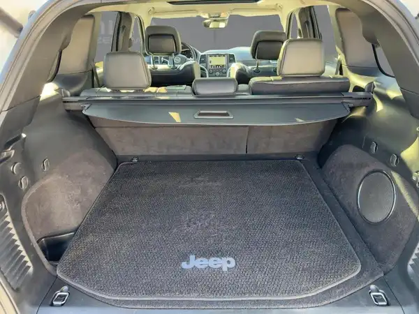 JEEP GRAND CHEROKEE SUMMIT (13/15)