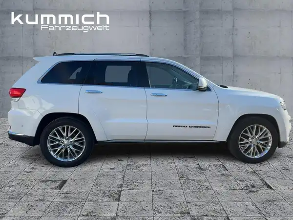 JEEP GRAND CHEROKEE SUMMIT (3/15)