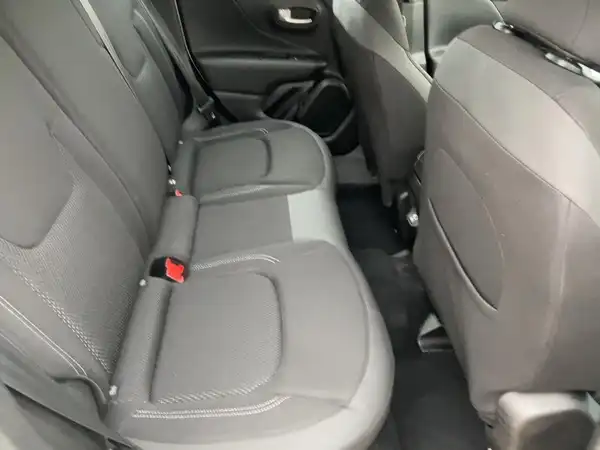 JEEP RENEGADE ALTITUDE (12/15)