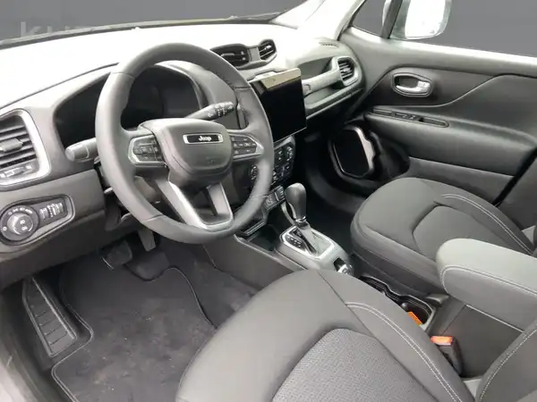 JEEP RENEGADE ALTITUDE (8/15)