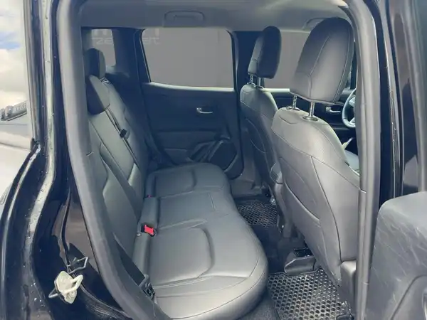 JEEP RENEGADE LIMITED (12/15)