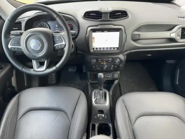 JEEP RENEGADE LIMITED (8/15)