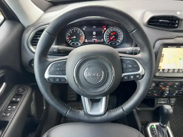 JEEP RENEGADE LIMITED (9/15)