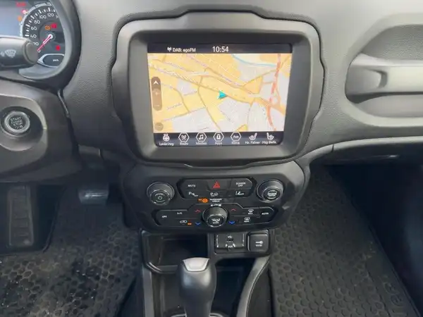 JEEP RENEGADE LIMITED (10/15)