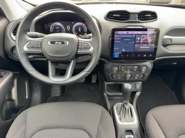 JEEP RENEGADE SUMMIT (8/15)