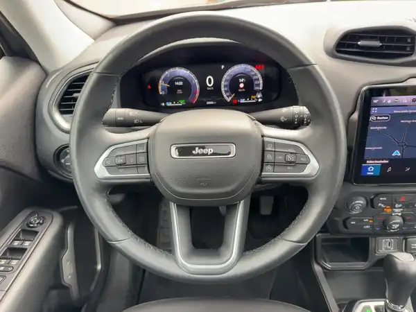 JEEP RENEGADE SUMMIT (9/15)