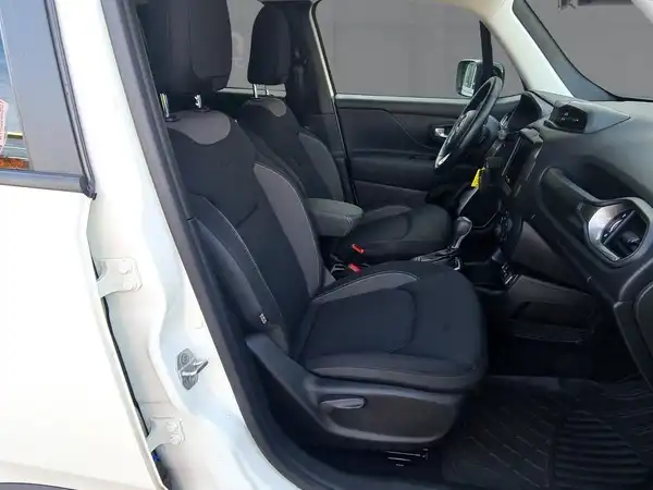 JEEP RENEGADE LIMITED (11/15)