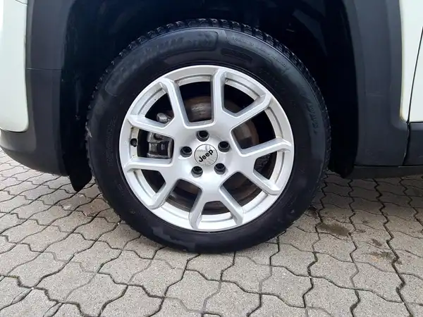 JEEP RENEGADE LIMITED (7/15)