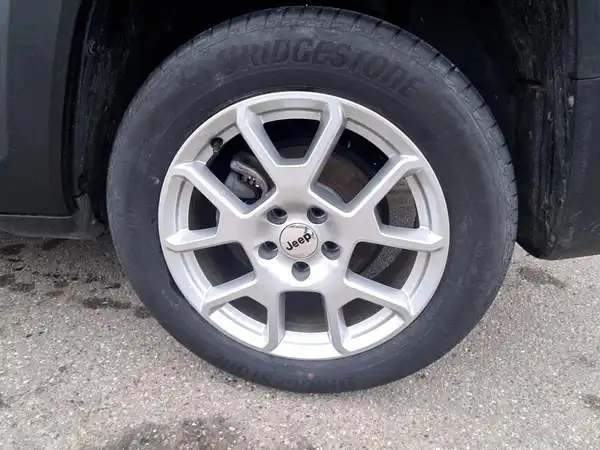 JEEP RENEGADE (7/15)