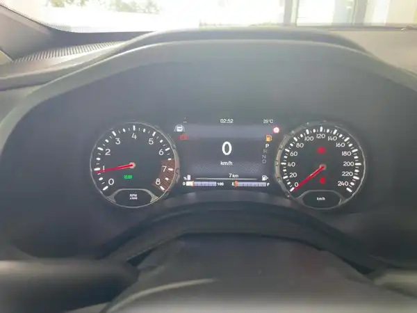 JEEP RENEGADE (14/15)