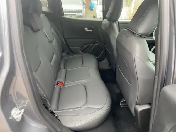 JEEP RENEGADE (12/15)