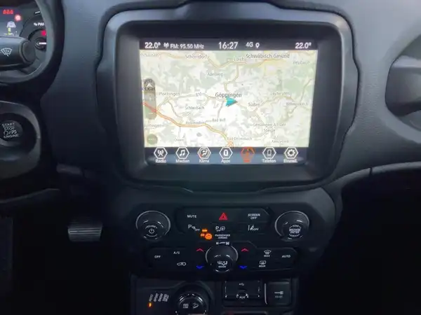 JEEP RENEGADE (10/15)