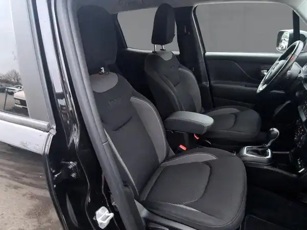 JEEP RENEGADE LIMITED (11/15)
