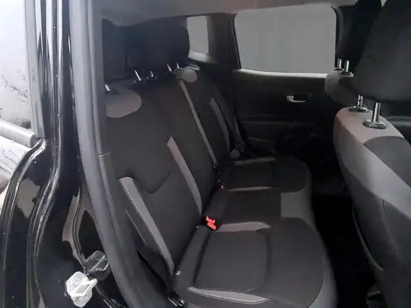 JEEP RENEGADE LIMITED (12/15)