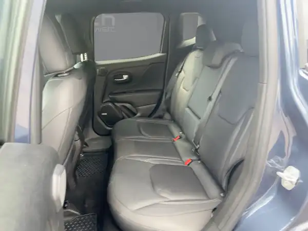 JEEP RENEGADE (8/15)
