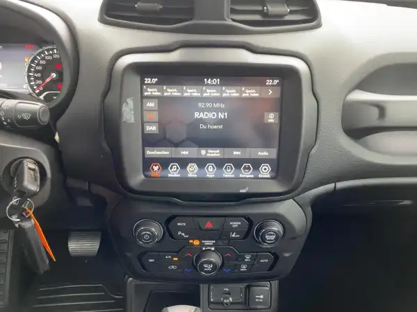 JEEP RENEGADE (10/15)