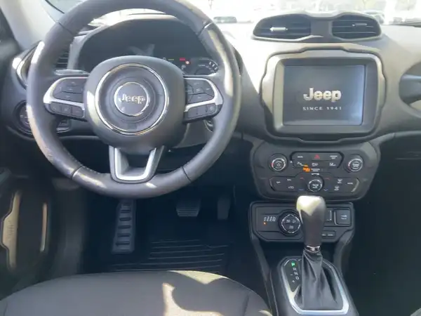JEEP RENEGADE HIGH UPLAND (8/15)