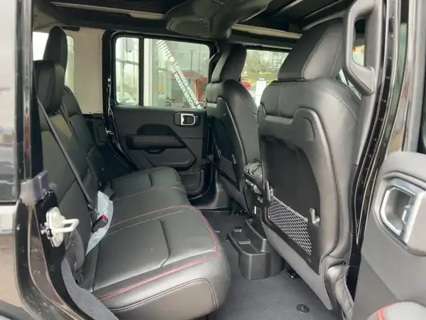 JEEP WRANGLER RUBICON (12/15)