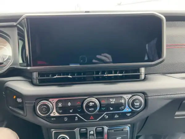 JEEP WRANGLER RUBICON (10/15)