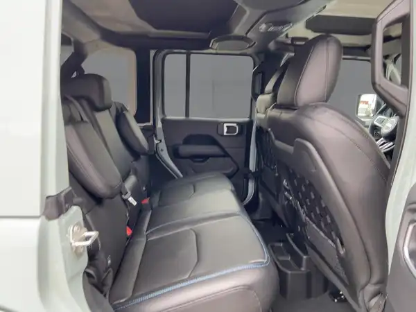 JEEP WRANGLER RUBICON (12/15)