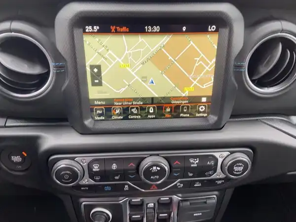 JEEP WRANGLER RUBICON (10/15)