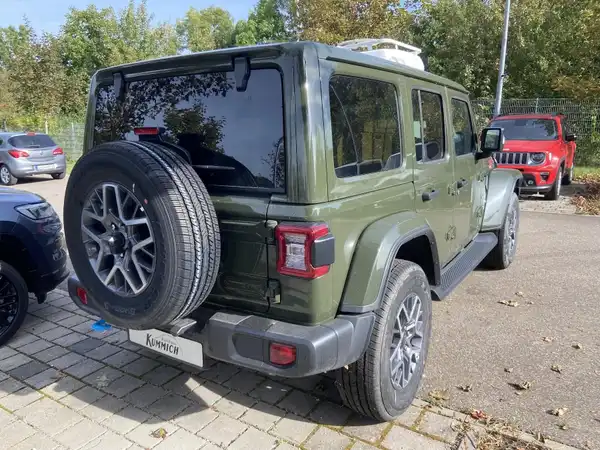 JEEP WRANGLER 4XE SAHARA (4/11)