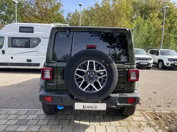 JEEP WRANGLER 4XE SAHARA (5/11)