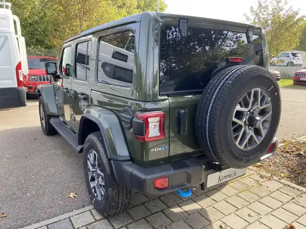 JEEP WRANGLER 4XE SAHARA (6/11)