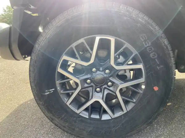 JEEP WRANGLER 4XE SAHARA (7/11)