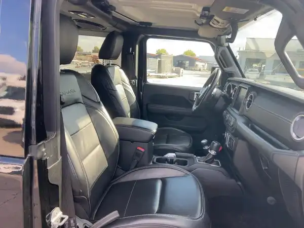 JEEP WRANGLER SAHARA (11/15)