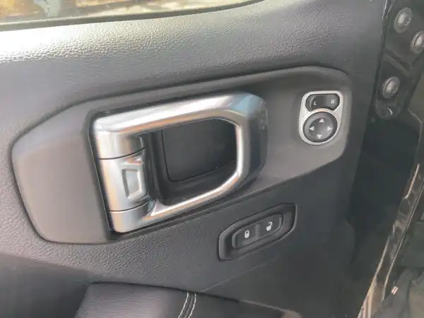 JEEP WRANGLER SAHARA (14/15)